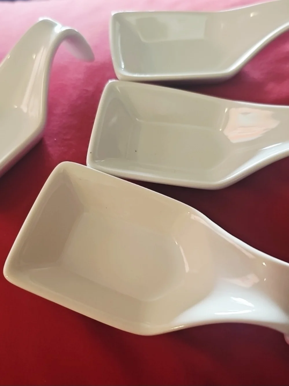 New Sur La Table White Ceramic Appetizer Taster Spoon, Set of 4